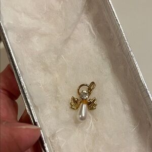 Elegant Gold and Pearl Angel Pendant